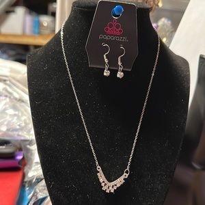 Paparazzi necklace with matching earrings